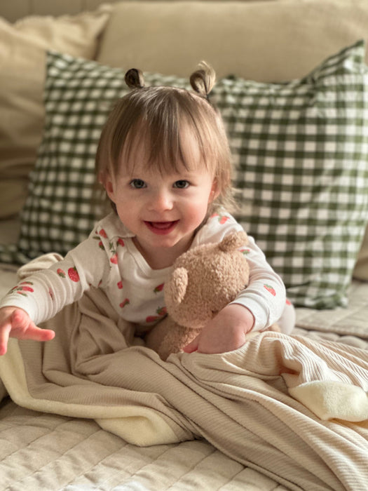 Oat Ribbed Toddler Blanket