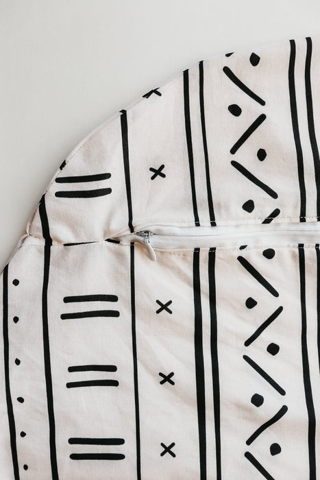 Dash Nursing Pillow Cover